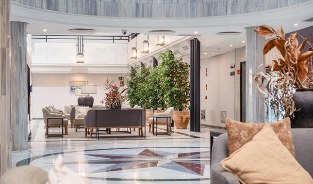 Lobby Lobby